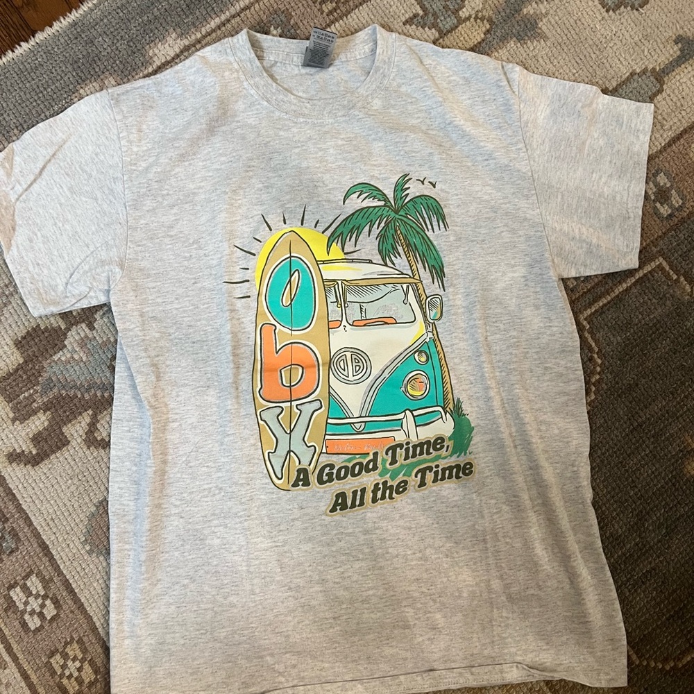 Outer Banks show themed T-shirt, Gildan, WOMEN’S size M.  OBX